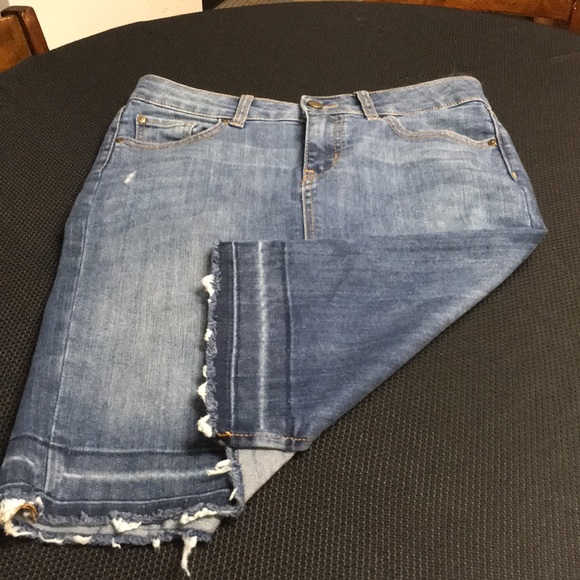 Gap blue jean skirt - Picture 8 of 8